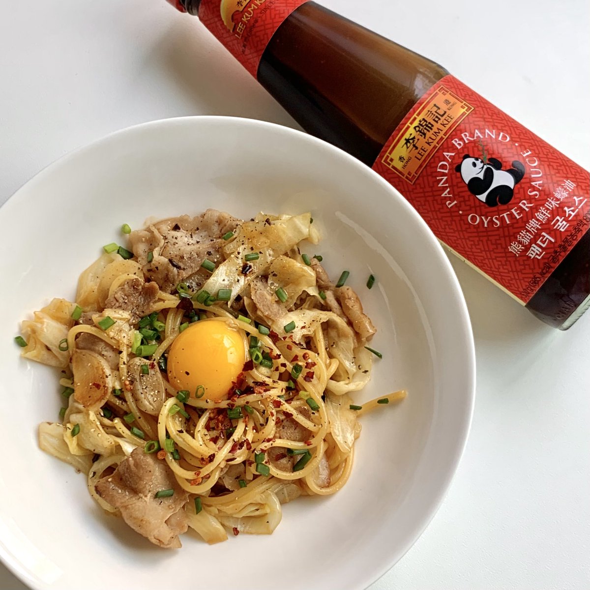 #광고 #rt이벤트

 본 트윗을 RT해주신 분들 중,추첨을 통해 이금기 팬더 굴소스를 3분에게 드립니다❤️

이금기 ‘팬더 굴소스’로 맛있고 간단한 대패삼겹양배추파스타 만들기! 
 굴소스랑 조합하면 맛있는 양배추+대패로 파스타를 만들었어요🧑🏻‍🍳달콤짭짤고소~감칠맛이 어우러지는 기분 좋은 맛이여요😍