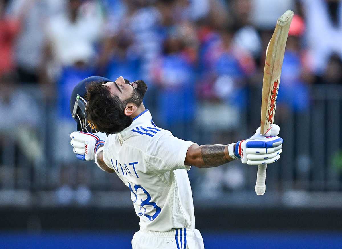 Virat Kohli retire from test cricket.
#ViratKohli𓃵
