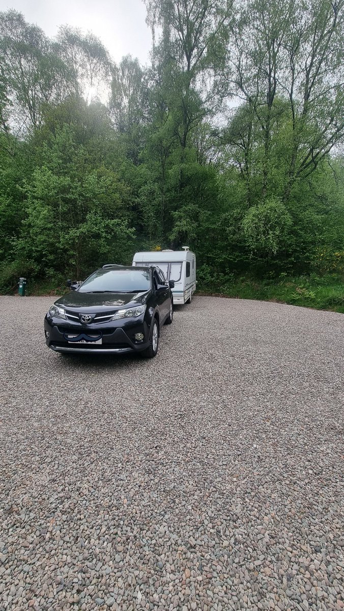 NickAPhotos's tweet photo. Absolutely loving the RAV4. 300 miles to Scotland yesterday with caravan on without even trying. Averaged 30mpg while towing 1.4tons.  So anyone looking for a reliable towing car. Here it is.  Another 100 miles to do today. 

#toyota #beast https://t.co/RrydV05TfF