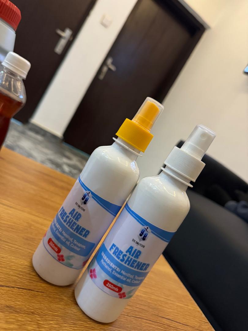 Hello, I'm Pofi Adoration Johnson and I produce amazing cleaning products for your homes and offices. These products includes:
Air freshener, toilet wash and liquid antiseptic
They're very effective 

You can send a DM to place an order 
🩵🙏🏻