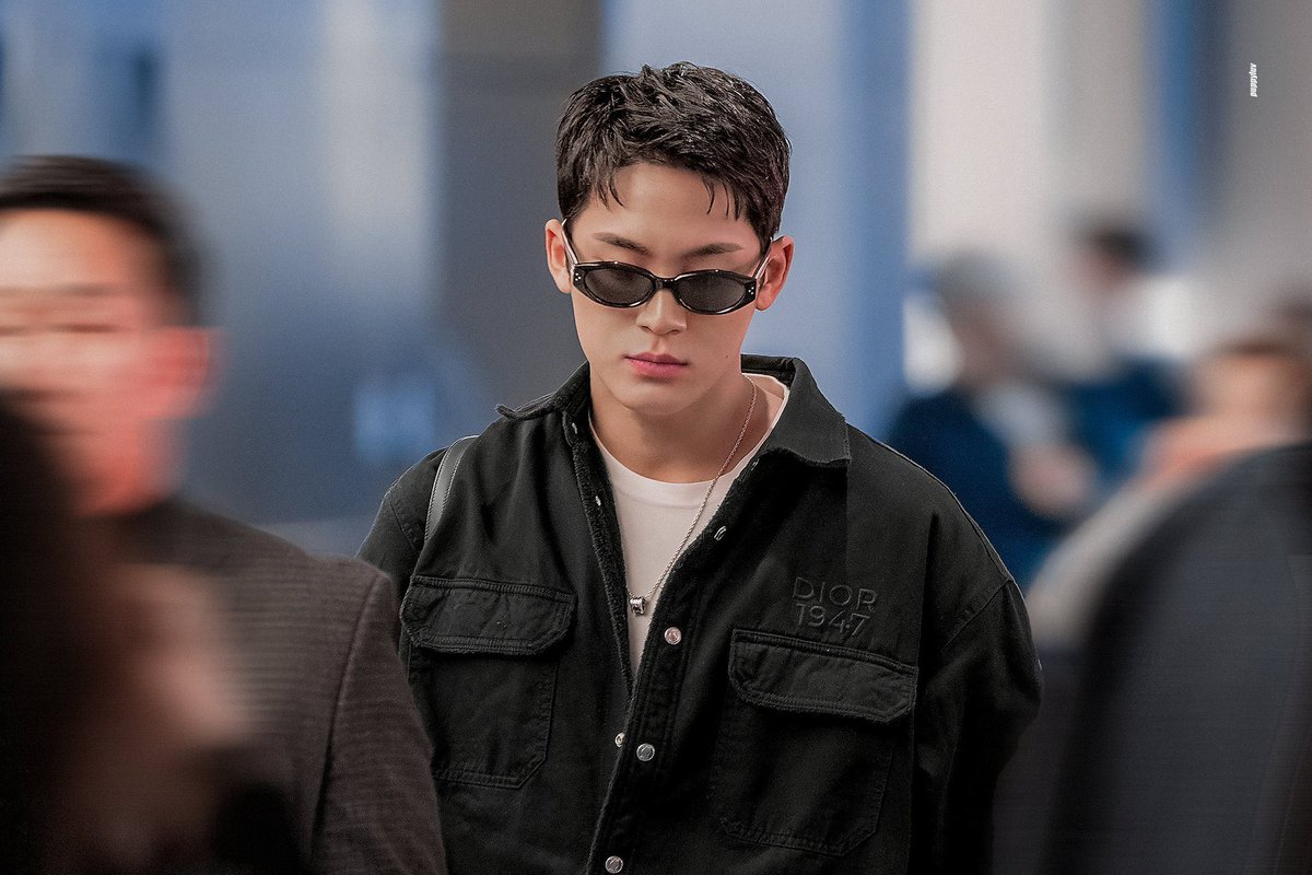 bbuggyu0529's tweet image. 보고싶은 민규시 🖤