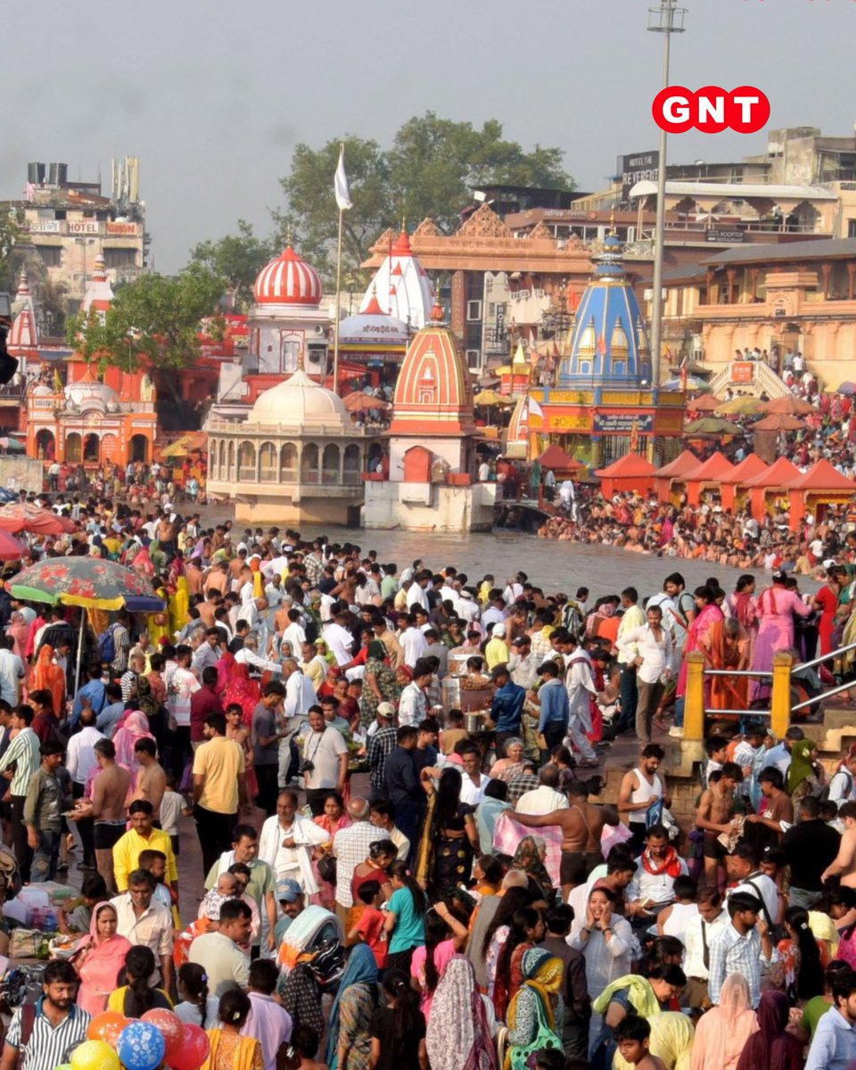 GoodNewsToday's tweet photo. हरिद्वार उत्तराखंड: बुद्ध पूर्णिमा के अवसर पर श्रद्धालुओं ने हर की पौड़ी पर गंगा नदी में पवित्र डुबकी लगाई।
#BuddhaPurnima #HarKiPauri #GangaSnan #Haridwar #SpiritualIndia #GangaRiver #DivineDip #festival
Buddha Purnima 2025, Haridwar Ganga snan, Har Ki Pauri, sacred dip, Ganga river, Uttarakhand pilgrimage