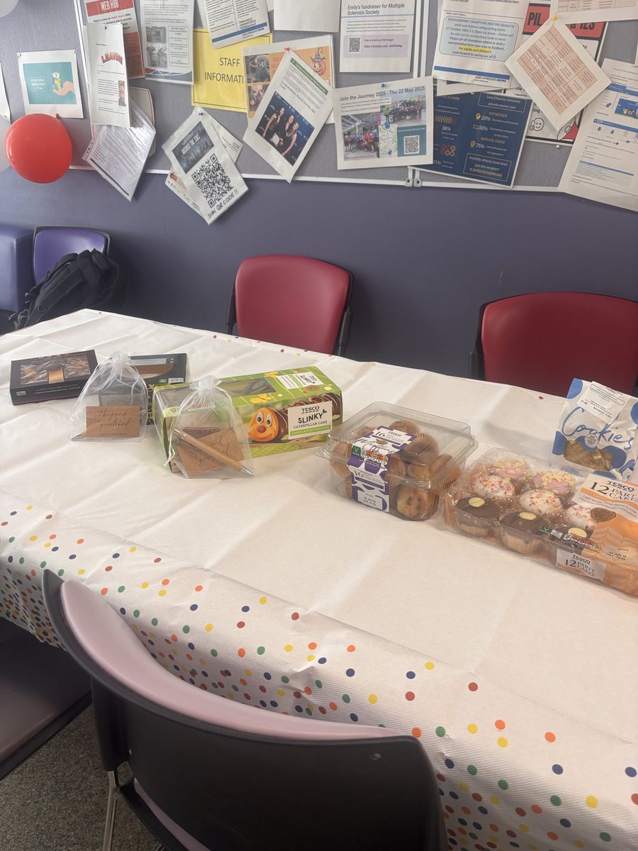 Donna Walsh tweet media