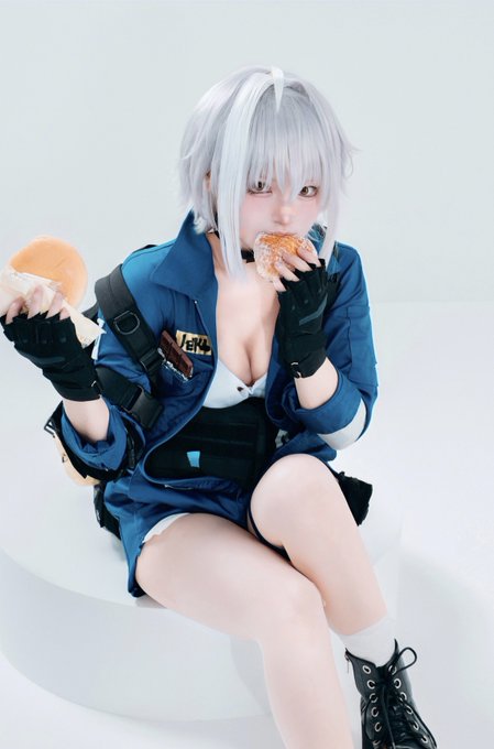 Twitterのコスプレ画像15