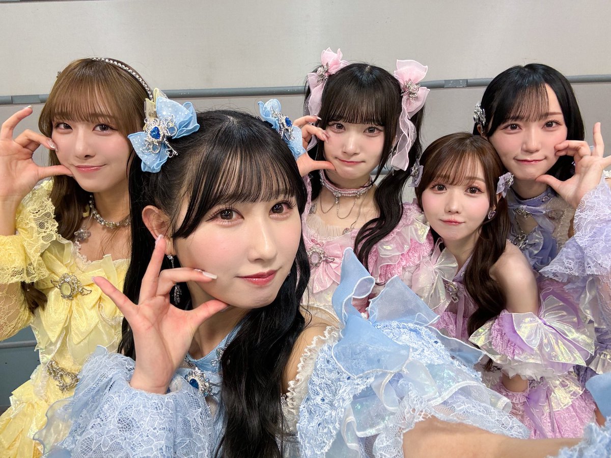 魔法少女イコラブちゃん🪄 歌番組で初めての ハーフツインをしました