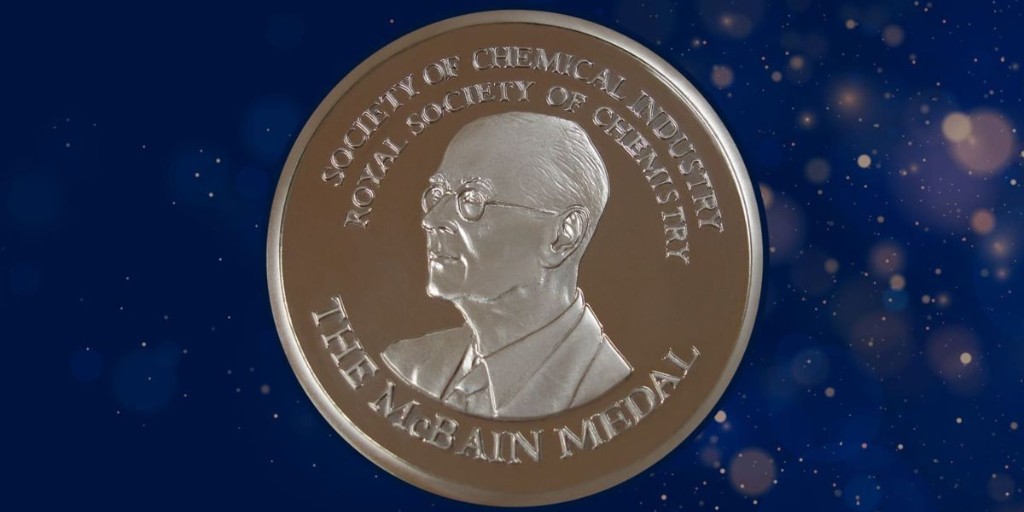 College of Engineering & Physical Sciences (@eps_unibham) on Twitter photo Congratulations to Dr Gemma-Louise Davies who has been awarded the 2025 RSC/SCI McBain Medal for her contribution to colloid and interface science:
birmingham.ac.uk/news/2025/birm… <a href="/SCIupdate/">SCI – Where Science Meets Business💡</a> <a href="/RoySocChem/">Royal Society of Chemistry</a> <a href="/UoBChemistry/">UoBChemistry</a> <a href="/unibirmingham/">Uni of Birmingham</a> Congratulations to Dr Gemma-Louise Davies who has been awarded the 2025 RSC/SCI McBain Medal for her contribution to colloid and interface science:
birmingham.ac.uk/news/2025/birm… <a href="/SCIupdate/">SCI – Where Science Meets Business💡</a> <a href="/RoySocChem/">Royal Society of Chemistry</a> <a href="/UoBChemistry/">UoBChemistry</a> <a href="/unibirmingham/">Uni of Birmingham</a>