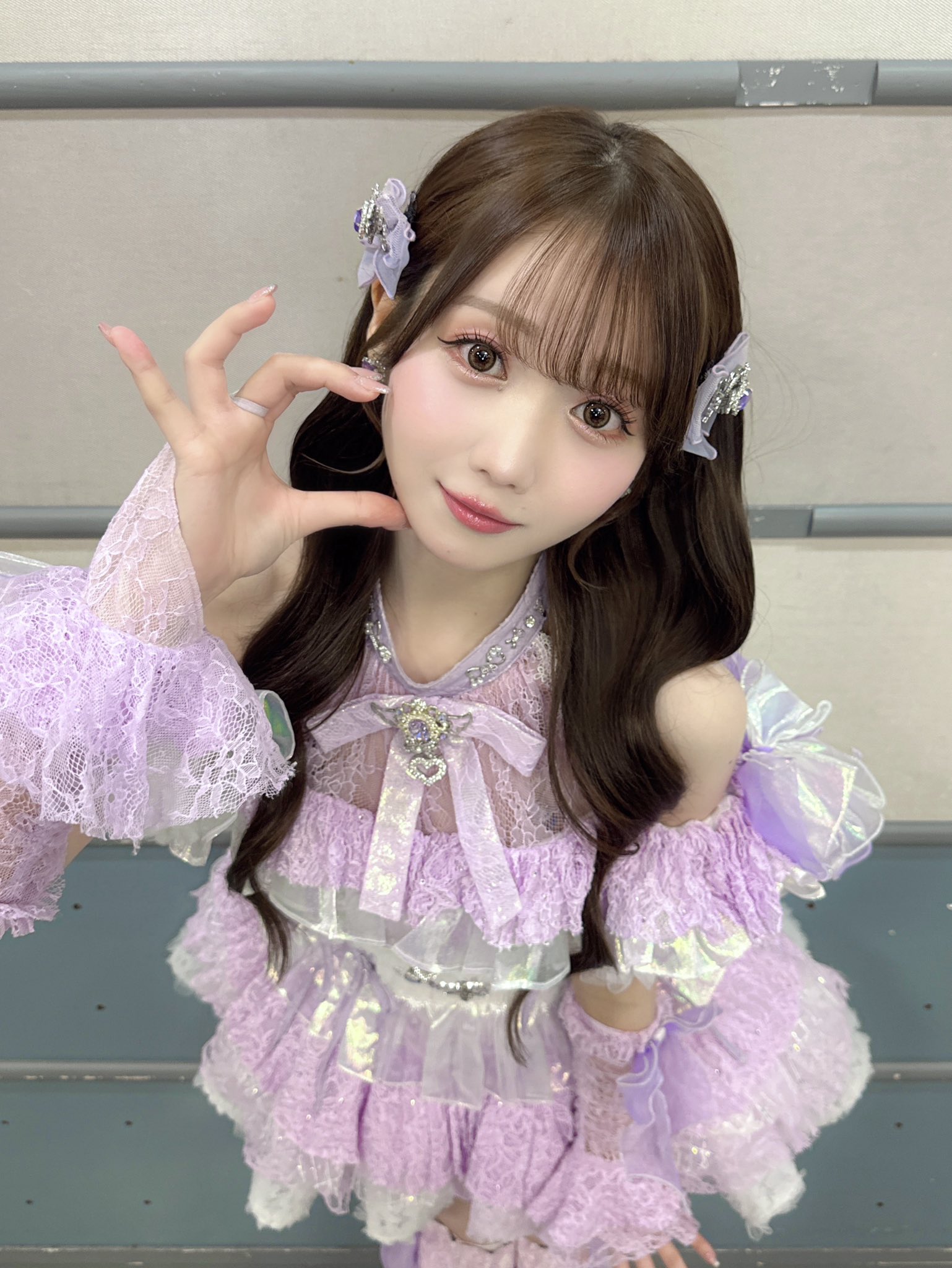 大谷映美里 とくべチュ、して mv衣装 ヨリ ヒキ イコラブ ＝LOVE