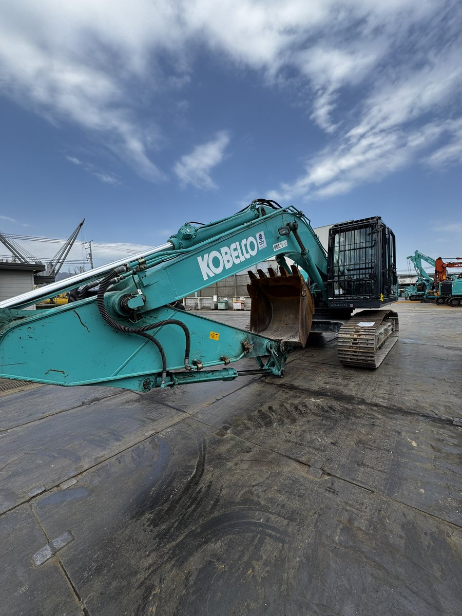 worldwidejp_inc's tweet photo. 🔥Kobelco SK200-10🔥 

✔️WhatsApp:+81-90-6183-0216
✔️LINE: https://t.co/2hV4AKZGAs
✔️Website: https://t.co/unurBNJluj
✔️Mail:worldwidejapaninc@gmail.com

#Kobelco #SK200-10 #KobelcoSK200 #excavator #usedtruck #usedcar #heavyequipment #Japanesetruck
#usedheavyequipment https://t.co/I7epUrJ7Xn