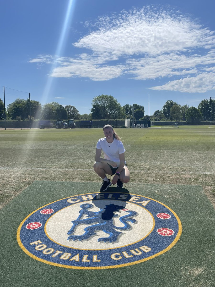 beatricerogers_'s tweet photo. I had the most incredible weekend with @ThreeUK as part of the #weseeyounetwork 🙌⚽️
Grateful to have met so many inspiring women in football!! https://t.co/qrwkNr2piW