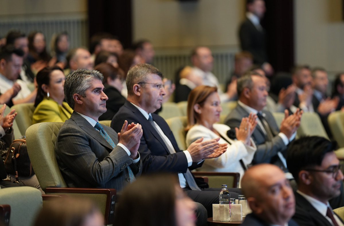 📍Cumhurbaşkanlığı Millet Kütüphanesi / 4.Erişilebilir Kütüphaneler Çalıştayı Açılış Töreni

Bugün kütüphanelerin “herkes için erişilebilir” olması amacıyla, Erişilebilir Kütüphaneler Çalıştayları'nın dördüncüsünün açılış törenini Cumhurbaşkanlığı Millet Kütüphanesi'nde