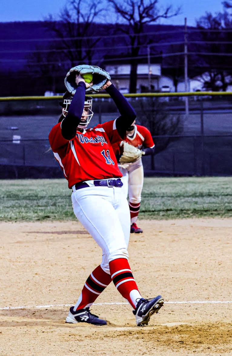 Zoe Kesterson of Fury Platinum National Bacci (Washington HS (WV), Saint Francis University signee) delivered a dominant performance against a rival powerhouse team on Friday evening. The future Red Flash threw a 5.1 shutout innings while allowing just 3 hits, striking out 8, and