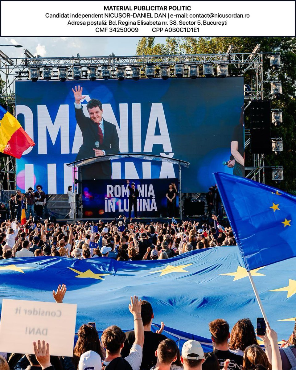 NicusorDanRO's tweet photo. Întotdeauna, înainte de primar sau președinte, voi fi un om printre oameni.
Cred într-o Românie în care conducerea nu înseamnă distanță, ci apropiere. În care vocea fiecăruia contează, iar construcția României se face împreună cu cei din jur, nu deasupra lor. 

#RomaniaOnesta #RomaniaInLumina