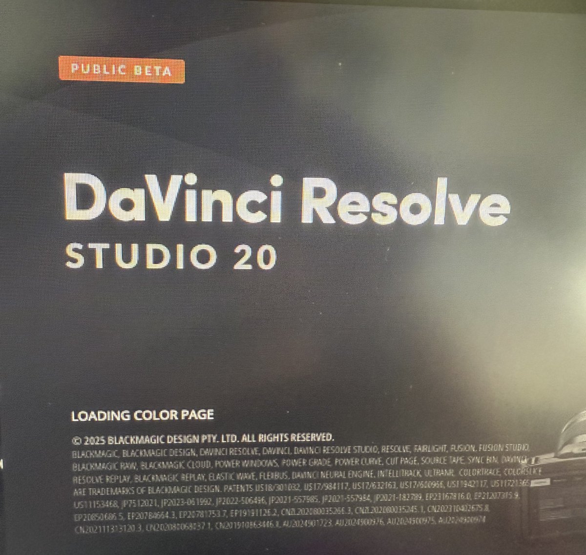 Endlich steht da Studio.

#DaVinciResolve