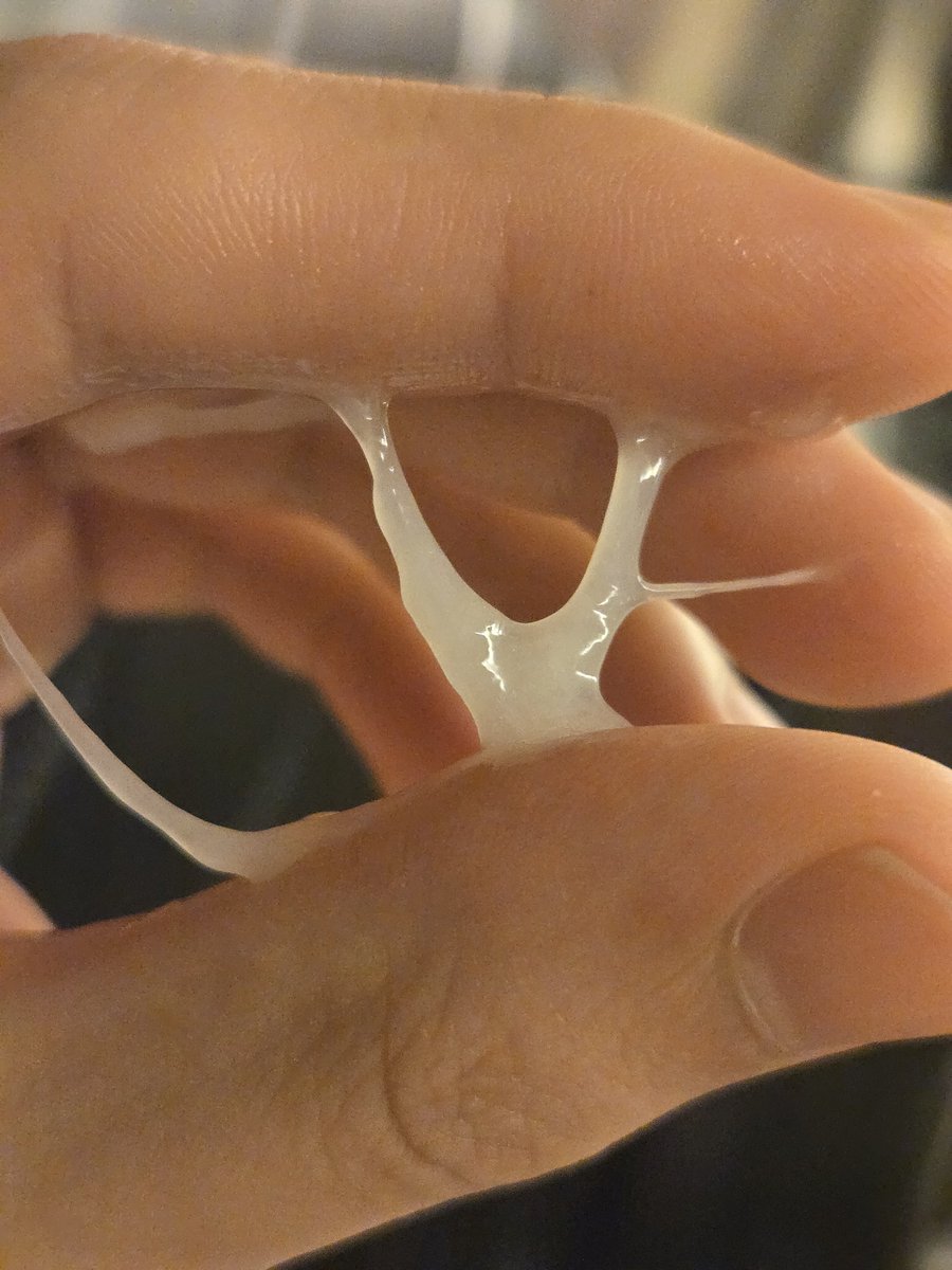 鮮肉缺水
好色好濃
有大叔想澆嗎🥵
#大叔控