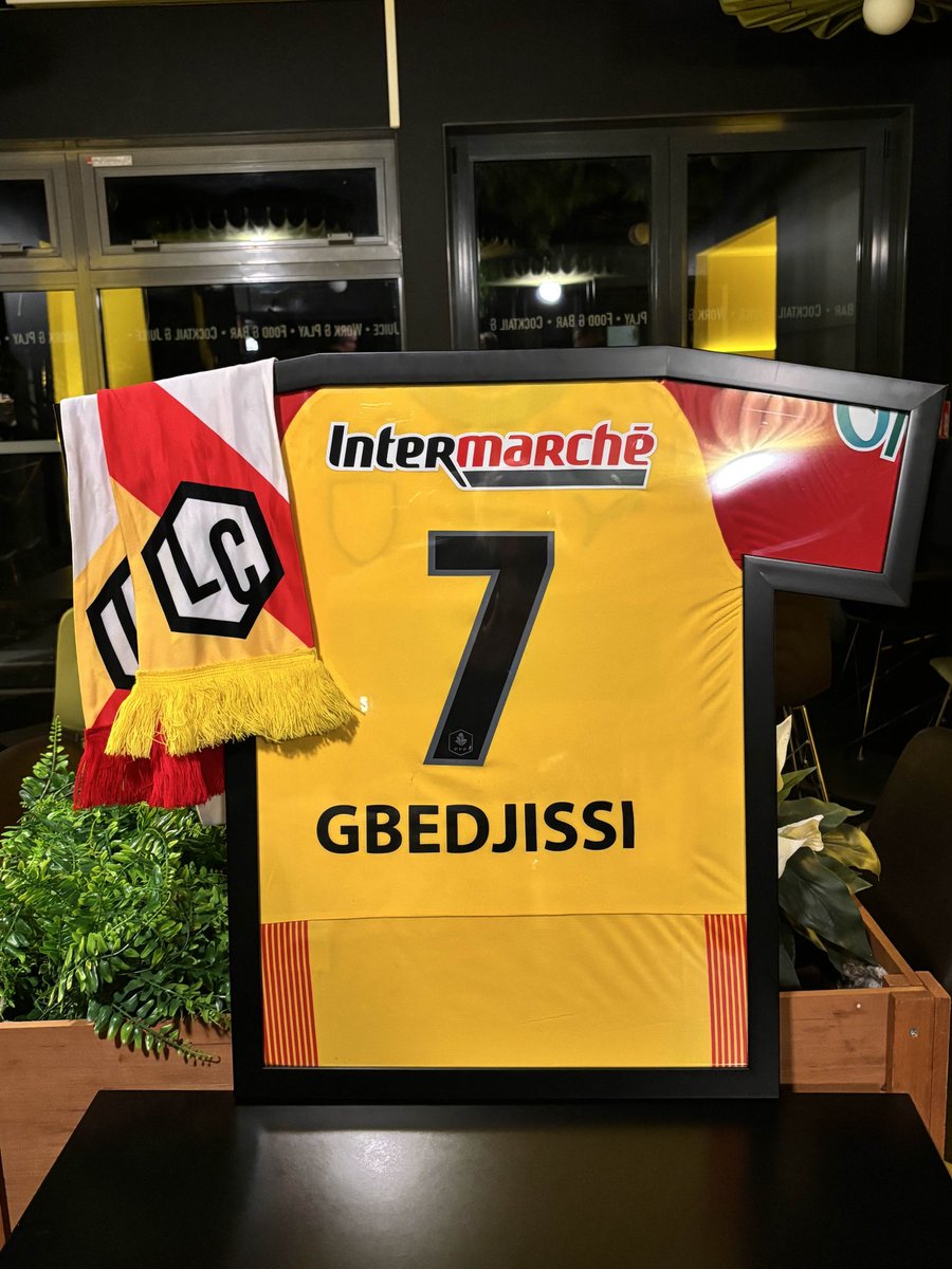 De retour à Paris, on se rappelle les bons moments…

De la coupe de France au championnat, Partout et pour toutes et tous ! Fiers de vous !
Bravo les filles 🫶

PSG, PFC, Fleury 91… de beaux (mini) déplacements en vue l’an prochain en <a href="/ArkemaPL/">Arkema Première Ligue</a> !

<a href="/RCLensFeminin/">RC Lens Féminin</a> <a href="/RC_Elles/">RC Elles</a>