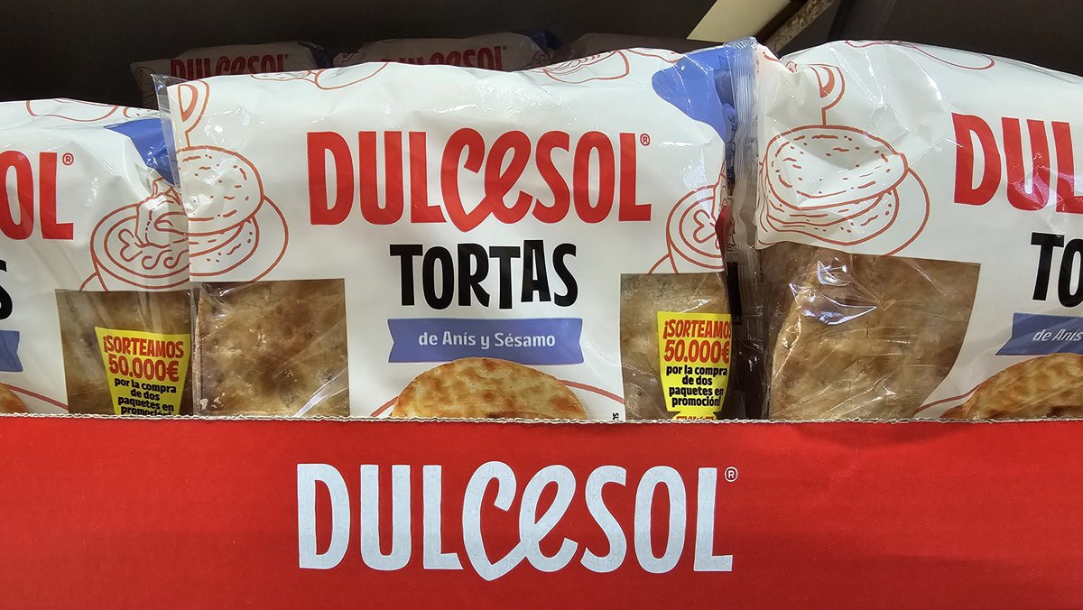 vickyfoods's tweet photo. 😌 No es por nada pero ese #café de la sobremesa combina muy bien con los #bocaditos de nuestra marca Dulcesol, ¿no os parece? Los podéis encontrar en @FamilyCashES. #FelizLunesATodos https://t.co/5EZpfopqRq