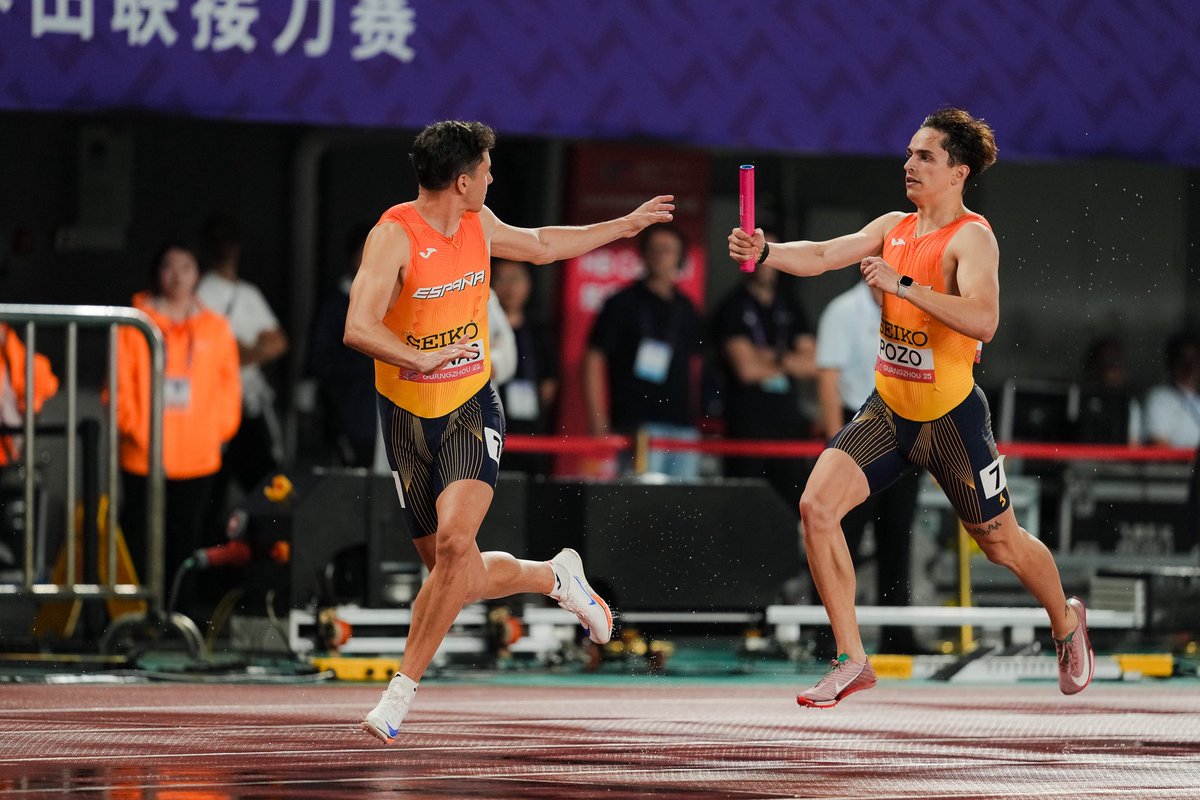 ¡HISTÓRICO GERSON! #Ajalkalá 

Debut del #ajalkalaíno con la selección absoluta 🇪🇸 en el 🏆🌏 Cto. del Mundo #WorldRelays2025 .   

Fue en Guangzhou (China)🇨🇳en los 4⃣x4⃣0⃣0⃣ Masc. y se quedaron a las puertas de clasificarse.

¡Muy orgullosos de ti, <a href="/gersoon03/">Gerson</a>!
#EspañaAtletismo