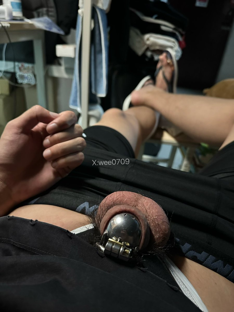 🔒117 
在宿舍暴露好爽

#贱狗  #无脑  #傻逼 #4i #贞操锁 #阳痿  #早泄废物 #原味