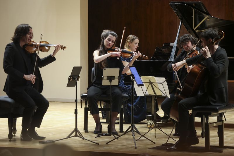 Crítica <a href="/cndm_inaem/">CNDM</a> / Judith Jáuregui y el Cuarteto Gerhard dan vida al Quinteto de Amy Beach - por Esther Martín (<a href="/esthermsb/">Esther Martín</a>)
<a href="/QuartetGerhard/">Quartet Gerhard</a> 
ritmo.es/auditorio/crit…