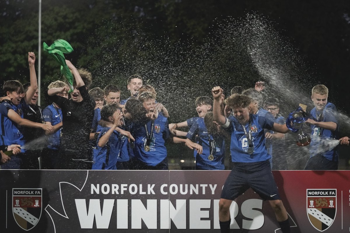Norfolk FA County Cups (@ncfacountycups) on Twitter photo The 2025 #StuartDracup Cup Championsβ¦
<a href="/RedgateRangers/">Redgate Rangers FC</a> π
Congratulations π
πΈ <a href="/Cunninghamben86/">Ben Cunningham</a> #NorfolkFootball β½π The 2025 #StuartDracup Cup Championsβ¦
<a href="/RedgateRangers/">Redgate Rangers FC</a> π
Congratulations π
πΈ <a href="/Cunninghamben86/">Ben Cunningham</a> #NorfolkFootball β½π