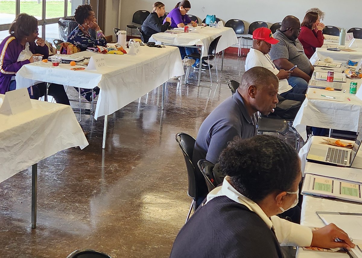 The UAPB Small Farm Program and Iris Crosby, horticulture specialist, participated in the 1890 Disaster Education Training in Memphis. The event's goal was to help producers develop disaster risk management plans.
#Arkansas #Agriculture #DisasterPreparedness #RiskManagement