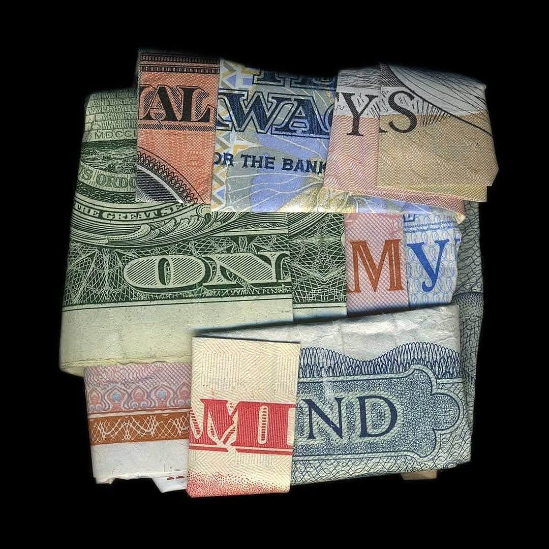 Mini Archillect tweet media
