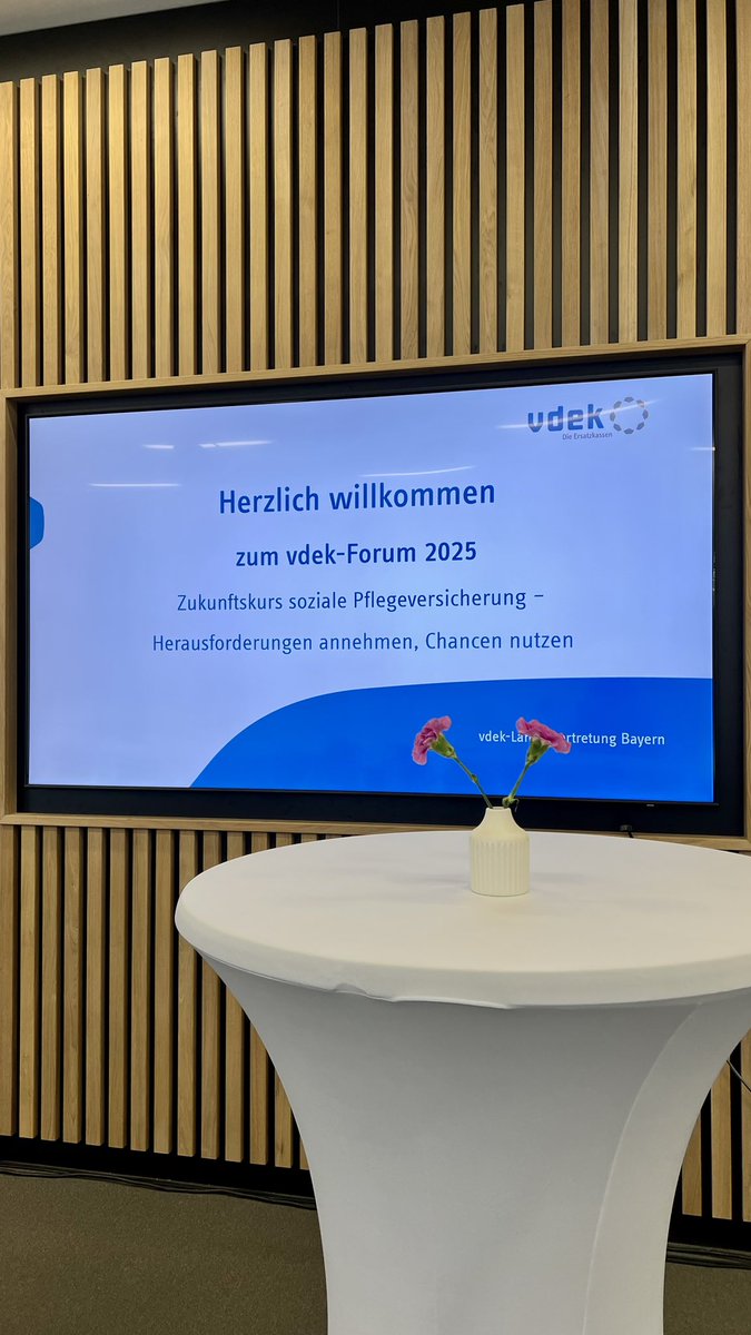 vdek-LV Bayern (@vdek_by) on Twitter photo 🚀vdek-Forum 2025 - Gleich geht's los! Wir freuen auf eine spannende Diskussion über die aktuellen Herausforderungen und Zukunftsperspektiven der sozialen #Pflegeversicherung - mit Weitblick und klaren Positionen 💬 Mit dabei: CSU-Fraktionsvorsitzender <a href="/klausholetschek/">Klaus Holetschek</a>, MdL 🚀vdek-Forum 2025 - Gleich geht's los! Wir freuen auf eine spannende Diskussion über die aktuellen Herausforderungen und Zukunftsperspektiven der sozialen #Pflegeversicherung - mit Weitblick und klaren Positionen 💬 Mit dabei: CSU-Fraktionsvorsitzender <a href="/klausholetschek/">Klaus Holetschek</a>, MdL