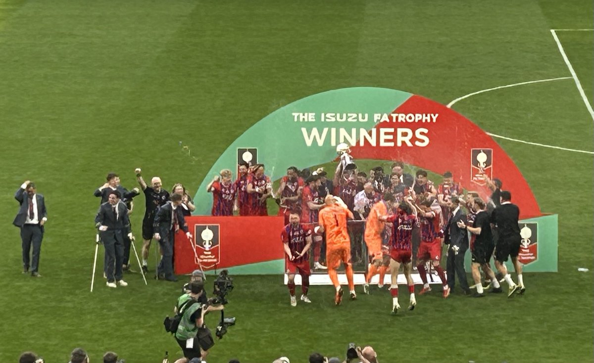 There were several players in the Aldershot Town F.A. Trophy winning team who have represented teams in Kent. <a href="/MarkDoigFC/">Mark Doig</a> reports. kentsportsnews.com/aldershot-town…