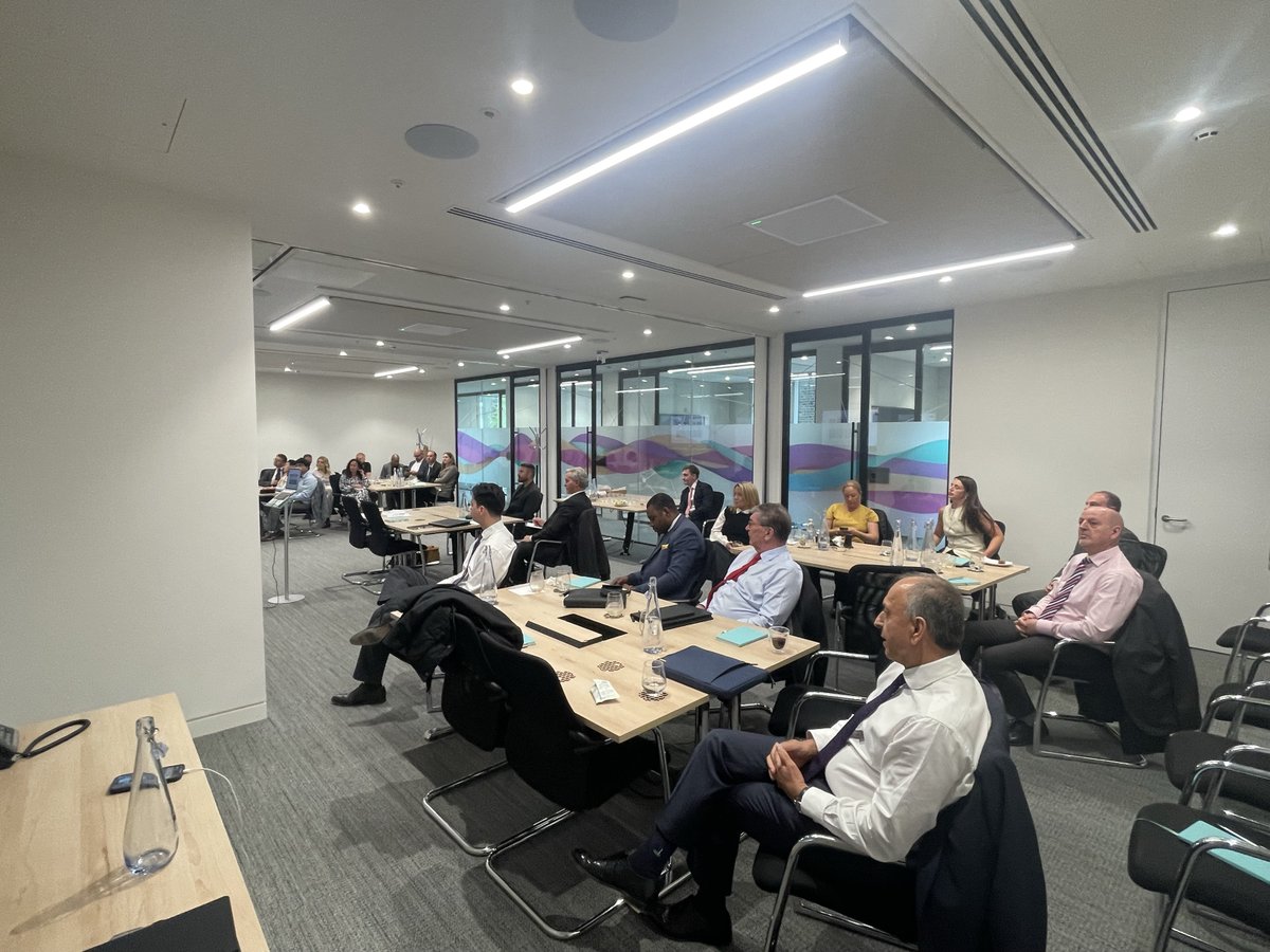 🤝Financial Planning Peer Group
An excellent peer group on Thursday in London and thank you to all attendees.
We were joined  by great speakers from 7iM, CanadaLife, HSBC Asset Management, Newton Investment Management and Vanguard. 
#FinancialPlanningPeerGroup #FinancialServices