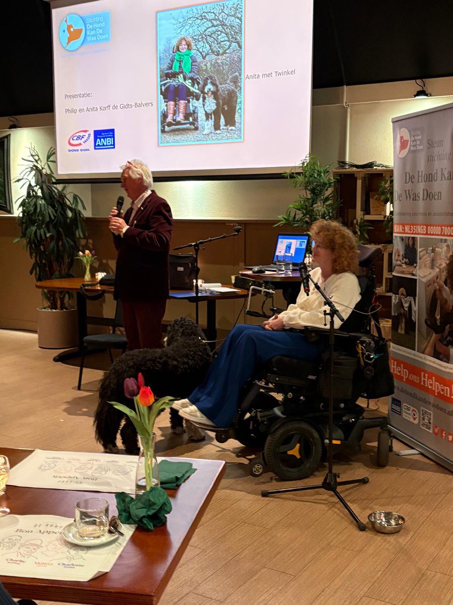#Presentatie bij #InnerWheel #Amersfoort Afwachten wat hiervan komt!? Was een hartverwarmende avond! 
dehondkandewasdoen.nl/doneren/ #meerhulphondenmogelijkmaken