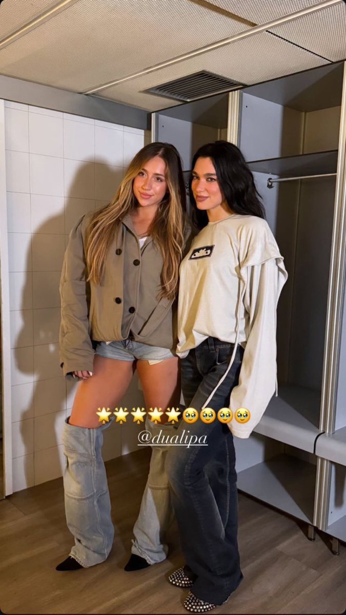 📸 | Dua junto a Tate McRae después del show anoche. ❤️‍🔥