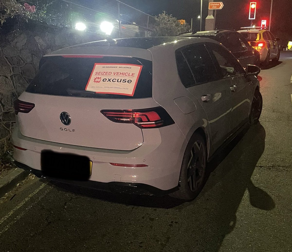 This was the 3rd arrest in @Torbay last night. This one failed to stop, and subsequently stung in Teignmouth. Driver arrested &amp; charged with 5 offences &amp; will be losing his car. <a href="/DCPolice_15284/">Patrol Inspector Wes Watkins - South Devon</a> <a href="/TorquayPolice/">Torquay Police</a> <a href="/TeignmouthPol/">Teignmouth and Dawlish Police</a> <a href="/DC_Police/">Devon & Cornwall Police</a> <a href="/DC_RPT/">Devon and Cornwall Roads Policing Team 🚔</a> #NoExcuse #Fatal5