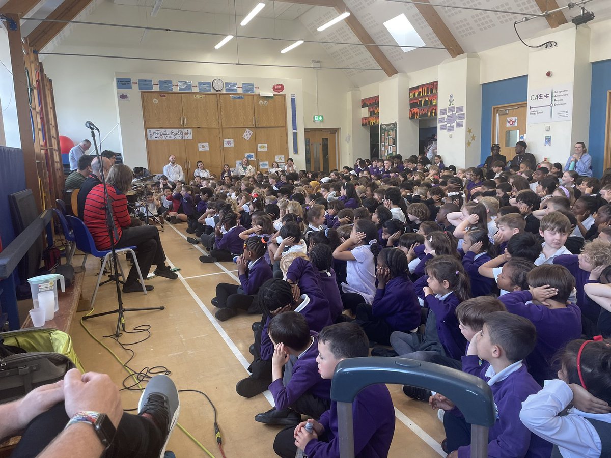Crowland Primary School (@crowlandprimary) on Twitter photo A special shout-out to Alvarada Music for coming in to play some Brazilian pieces to the whole school! The children thoroughly enjoyed it! <a href="/haringey_music/">Haringey Music Service</a> <a href="/HaringeyLP/">Haringey Learning Partnership</a> A special shout-out to Alvarada Music for coming in to play some Brazilian pieces to the whole school! The children thoroughly enjoyed it! <a href="/haringey_music/">Haringey Music Service</a> <a href="/HaringeyLP/">Haringey Learning Partnership</a>