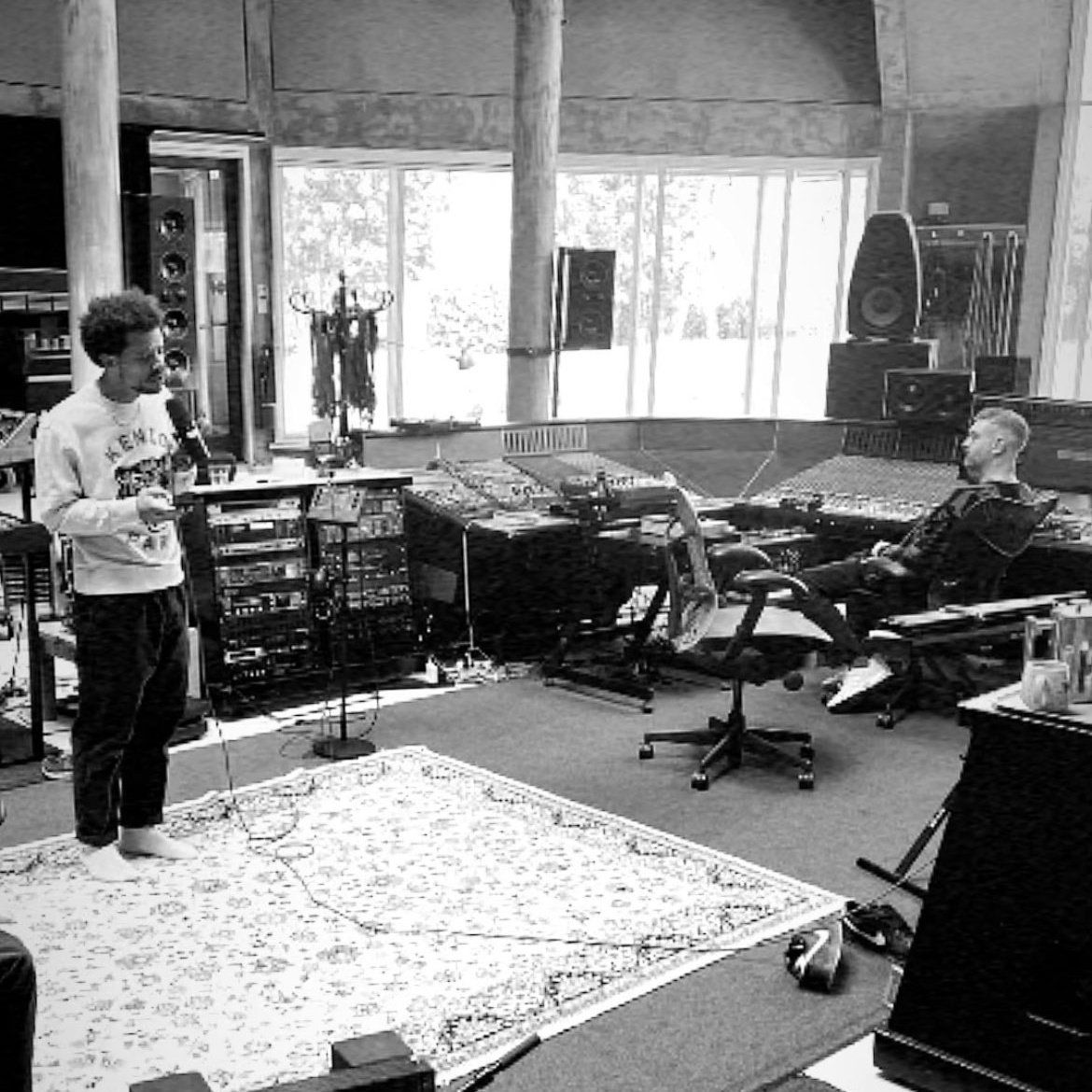 raleighrr3's tweet image. No, RR3 is not out yet. But the good news for today is that we have another picture of Raleigh Ritchie on the studio!