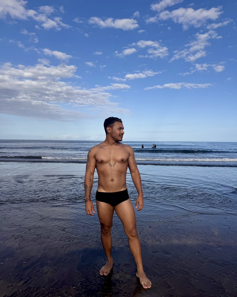 agbr06's tweet photo. 🌊 https://t.co/9GCQ4Fkxtg
