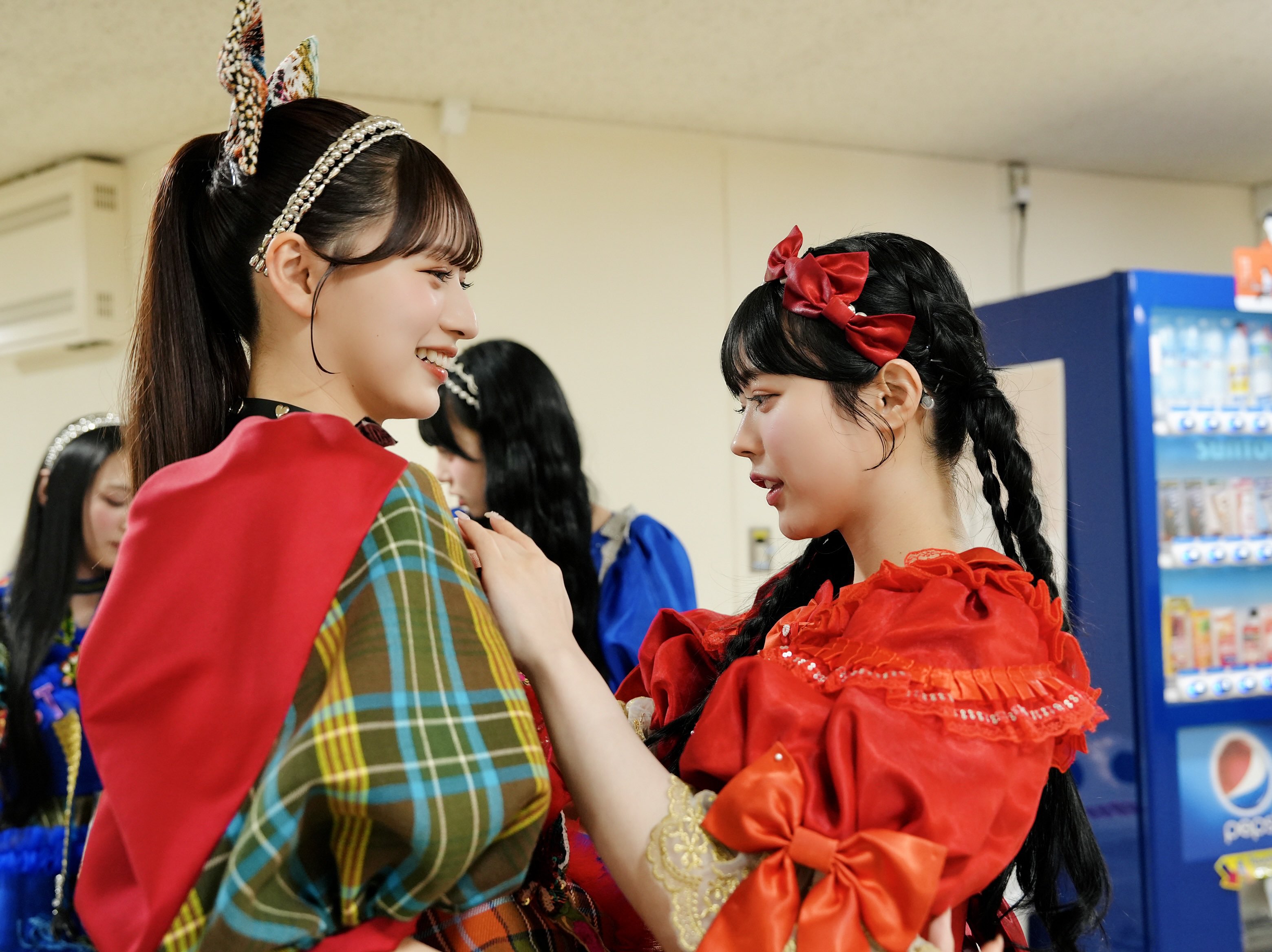 Toni Catany  花の写真集 GVu9bDpaoAAQ4Qc.jpg