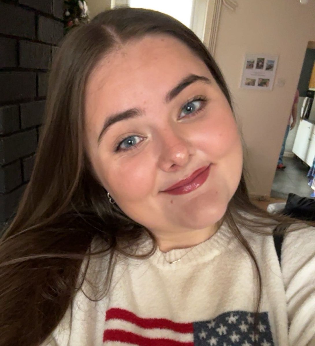 University of South Wales (@unisouthwales) on Twitter photo On #InternationalNursesDay, we spotlight Rhianna Stephens, a second-year BSc (Hons) Child Nursing student <a href="/UniSouthWales/">University of South Wales</a>.
Read the full story here: southwales.ac.uk/news/2025/may/… On #InternationalNursesDay, we spotlight Rhianna Stephens, a second-year BSc (Hons) Child Nursing student <a href="/UniSouthWales/">University of South Wales</a>.
Read the full story here: southwales.ac.uk/news/2025/may/…