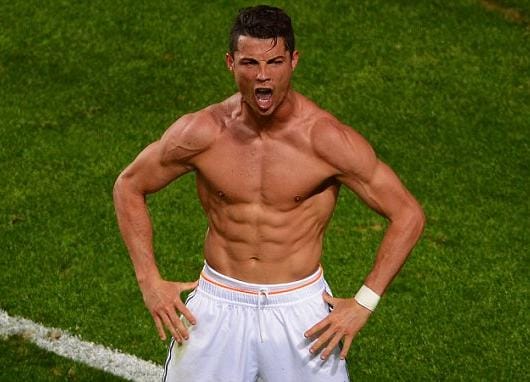 RSONIARICO's tweet photo. "This isn’t just a body — it’s the result of relentless discipline, unmatched mindset, and pure greatness. 🐐💪 #CristianoRonaldo is built different
#Ronaldo #CR7 #GOAT #BuiltDifferent #NoDaysOff #ChampionMentality #Cristiano #FitnessGoals #LegendInAction #BeastMode🥵 https://t.co/Igv27wCvQ1