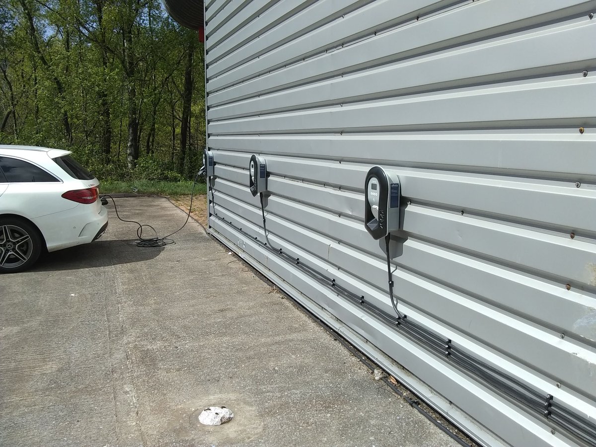 Affinity_Elec's tweet image. EV charging at work = happy staff, greener business.
We install commercial EV chargers that make sense for your site &amp;amp; budget.
#CommercialEV #WorkplaceCharging #AffinityElectric #SustainableBusiness