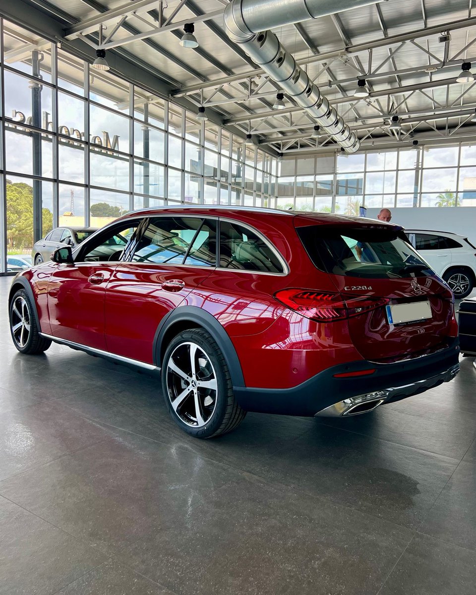 Mercedes-Benz Dimovil tweet media