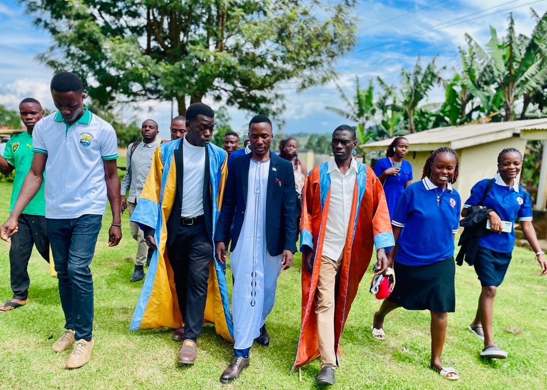 Wano nga sentebe ADRIAN LUBYAYI agenda okulambuzibwa omuti gwa katikiro ku UCC kabale