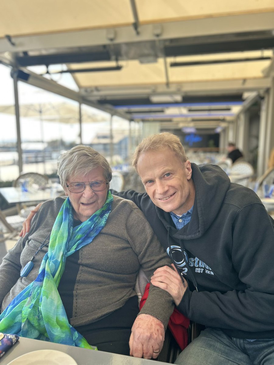 ProfRAScolyer's tweet image. Happy Mum’s Day, Mum! You are fantastic for the many things you have done for us & others. We had an amazing time at lunch with you today. Thank you for making our family lives so wonderful!