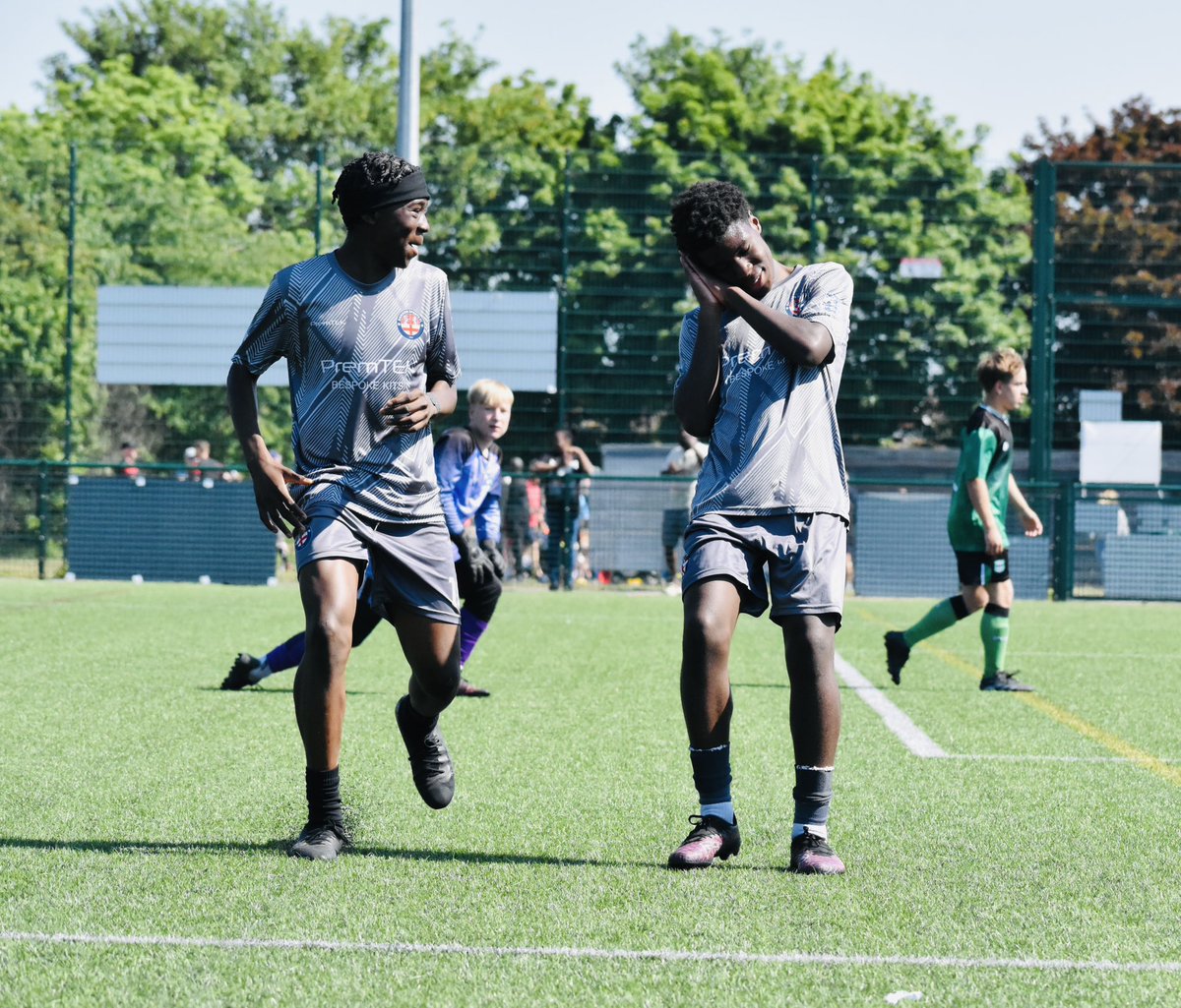 Danson Sports F.C (@d___s___g) on Twitter photo Fantastic end to a loaded season of highs and lows⌠Itâs had it all. Boys smashed the last 6 game target. Scoring 29 goals 5 strong wins and zero loses.
<a href="/KentYouthLeague/">KentYouthLeague</a> <a href="/DansonSportsFC/">Danson Sports FC</a> #KYL #DansonSports #grassrootsfootball <a href="/Teamgrassroots_/">Grassroots</a> Fantastic end to a loaded season of highs and lows⌠Itâs had it all. Boys smashed the last 6 game target. Scoring 29 goals 5 strong wins and zero loses.
<a href="/KentYouthLeague/">KentYouthLeague</a> <a href="/DansonSportsFC/">Danson Sports FC</a> #KYL #DansonSports #grassrootsfootball <a href="/Teamgrassroots_/">Grassroots</a>