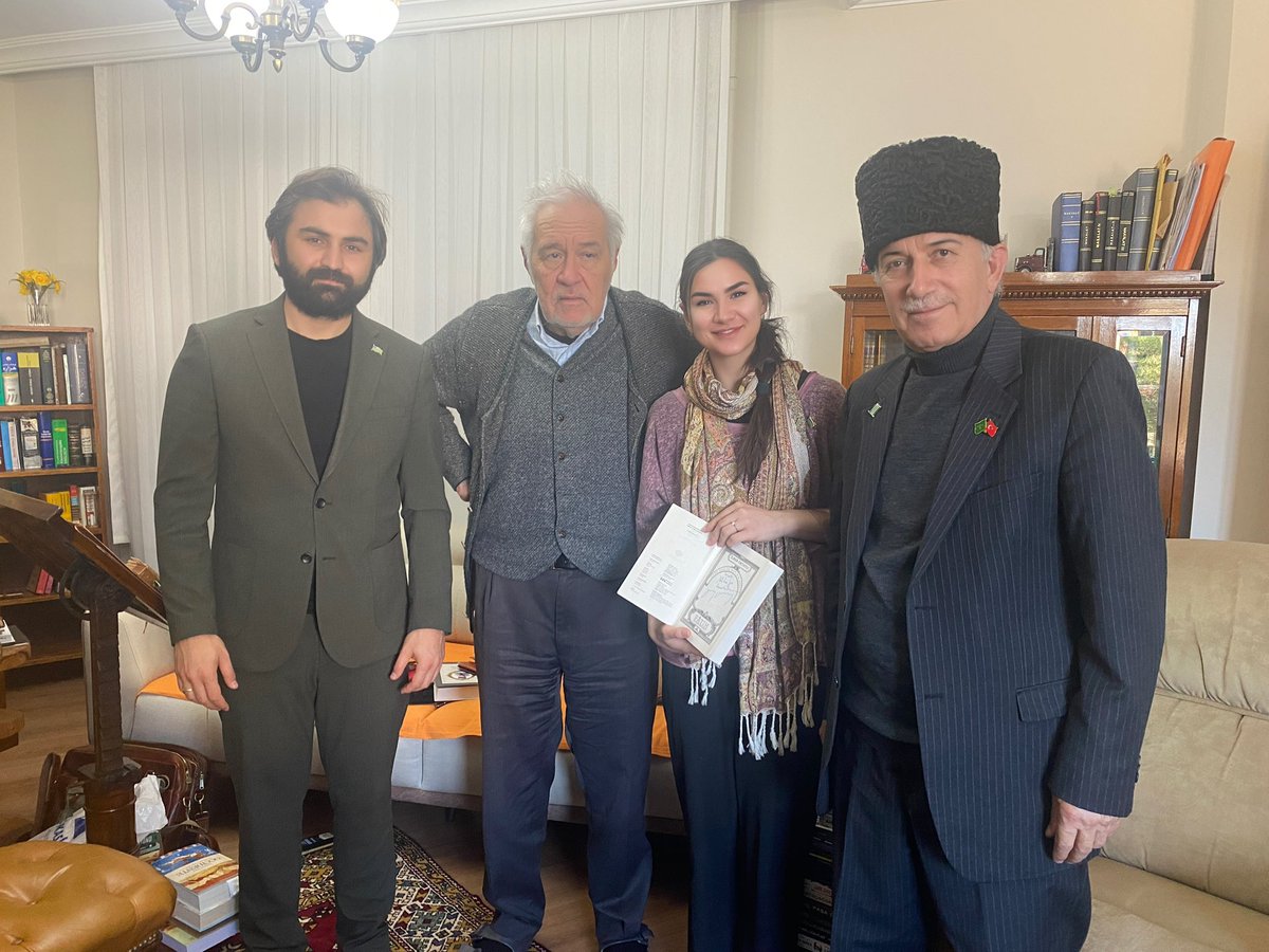 Thrilled to have met the legendary Historian İlber Ortaylı! Thank you to the KafkasVakfı for their tremendous work in history and cultural preservation 🤗🙏