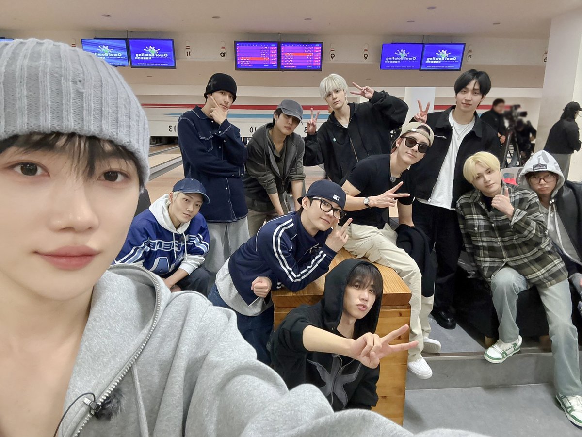 THEBOYZ_officl's tweet photo. [📸] 더보이즈 완전체 여행 갑니다‼️ 지금 당장 출발🚗

https://t.co/QwdGOfXQNU

#THEBOYZ #더보이즈 https://t.co/Ee6pFTb9co