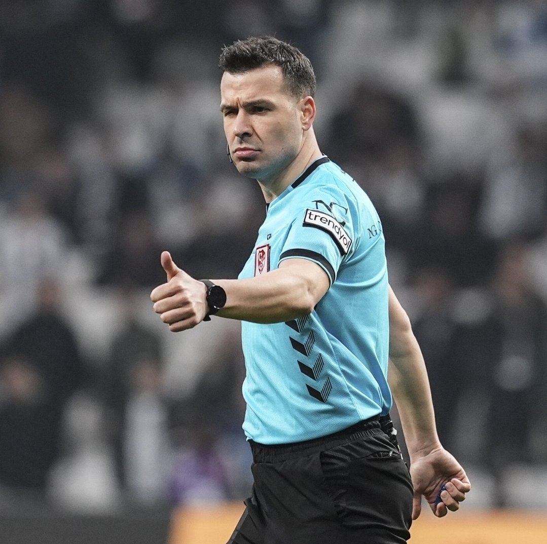 Kupa Finalini Cihan Aydın yönetecek!

Halil Umut Meler'in sözleşmesinde "derbi yönetemez" maddesi mi var?

FIFA kokartlılar evde otursun, ligin yükünü Cihan Aydın çeksin!

Hem kokartı al, hem de en kritik maçlara yine onu gönder? Bu nasıl adalet?

Kokartla maç yönetilmiyor,
