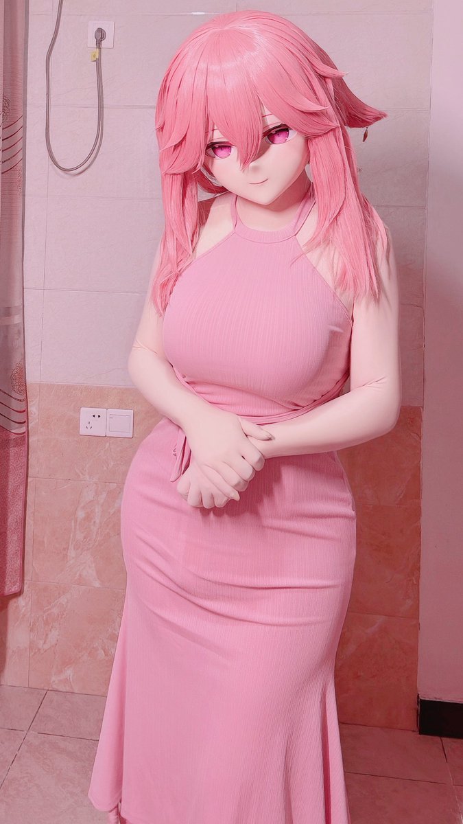 太太～你也不想……对吧
对……对吗？
不要过来榨干我啊！！