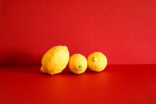 DTNEtiquette's tweet image. Life gives us all lemons from time to time...it's what we do with them that matters! ~ #DTN #LifeIsntPerfect #LemonsOrLemonade #Optimism