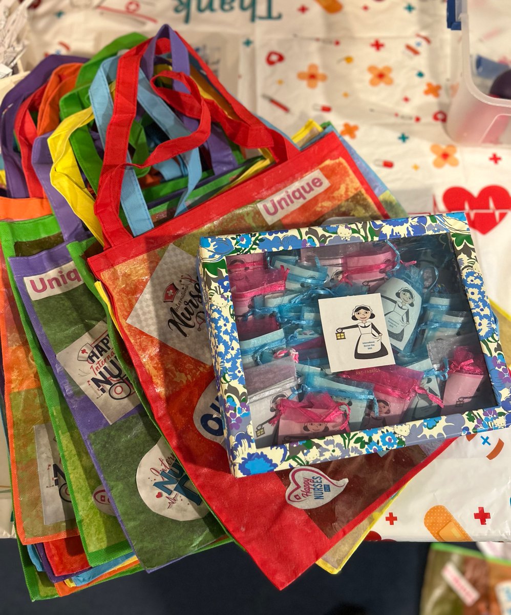 Lydia (@lydia69274885) on Twitter photo Thankyou to patients on Taylor Ward for the international nurses day staff gifts! <a href="/Janetmelianhs/">Janet Melia</a> <a href="/annHallamNhs/">Ann ๐</a> <a href="/LisaCousinsNhs/">lisa</a> <a href="/PennineCareNHS/">Pennine Care NHS FT</a> <a href="/mattwalshNDQ/">Matthew Walsh</a> Thankyou to patients on Taylor Ward for the international nurses day staff gifts! <a href="/Janetmelianhs/">Janet Melia</a> <a href="/annHallamNhs/">Ann ๐</a> <a href="/LisaCousinsNhs/">lisa</a> <a href="/PennineCareNHS/">Pennine Care NHS FT</a> <a href="/mattwalshNDQ/">Matthew Walsh</a>