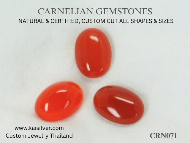 jewelrythailand's tweet image. The belief is that carnelian soothes the mind, boosts self confidence and builds harmony and reconciliation. Need to make sure the carnelian gemstone that you get is natural and not dyed. Kaisilver explains that dyed carnelian can fade or get discolored. #kaisilver #carnelian